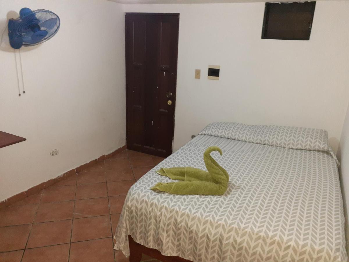 Adriano'S Apartahotel Санто-Доминго Экстерьер фото
